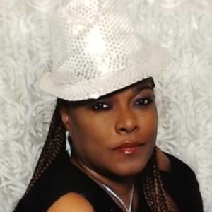 Meet your Posher, Twyonna